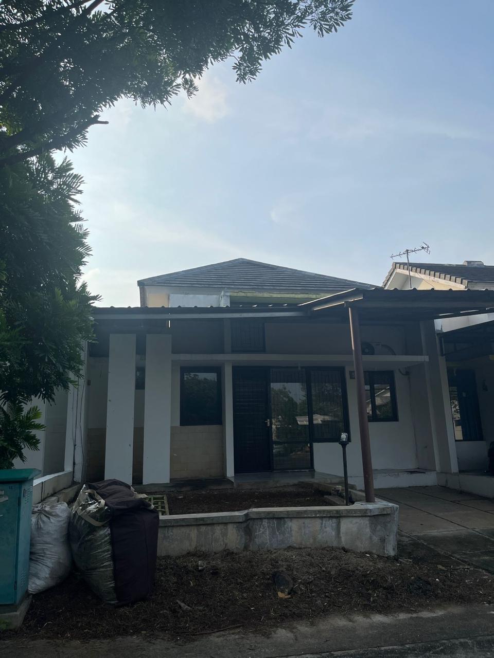 Rumah Disewakan di Cluster Elysium Lippo Cikarang
